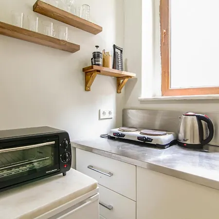 Apartment Comfortable Studio Flat In Beyoglu